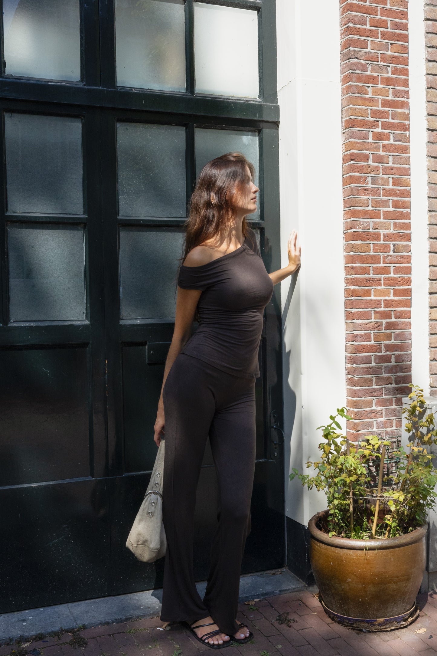 The bamboo midi off shoulder top - brown