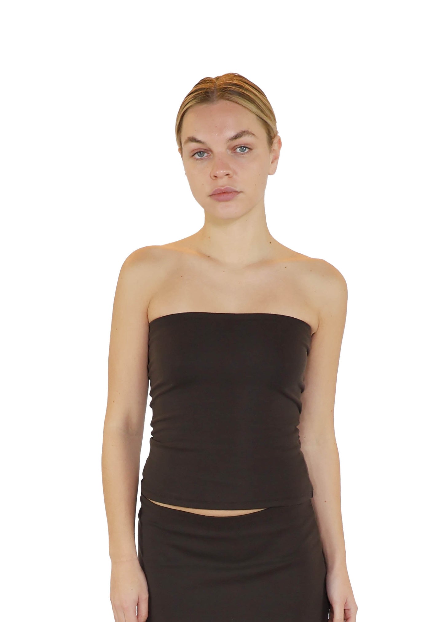 The strapless top - brown