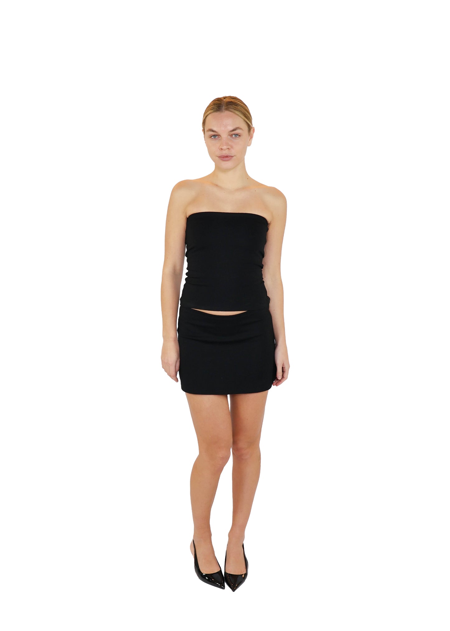 THE STRAPLESS TOP - BLACK