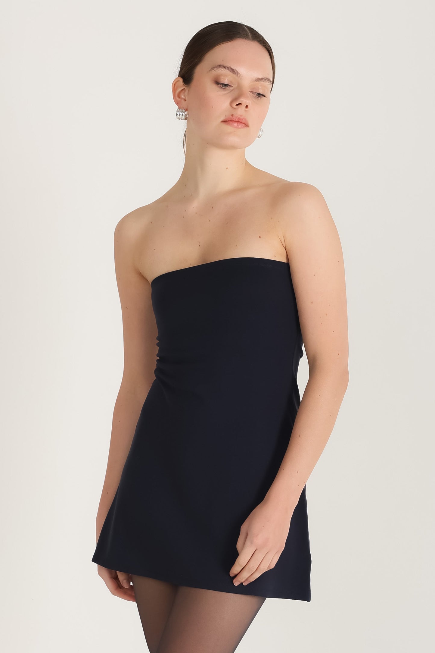 The Strapless Dress