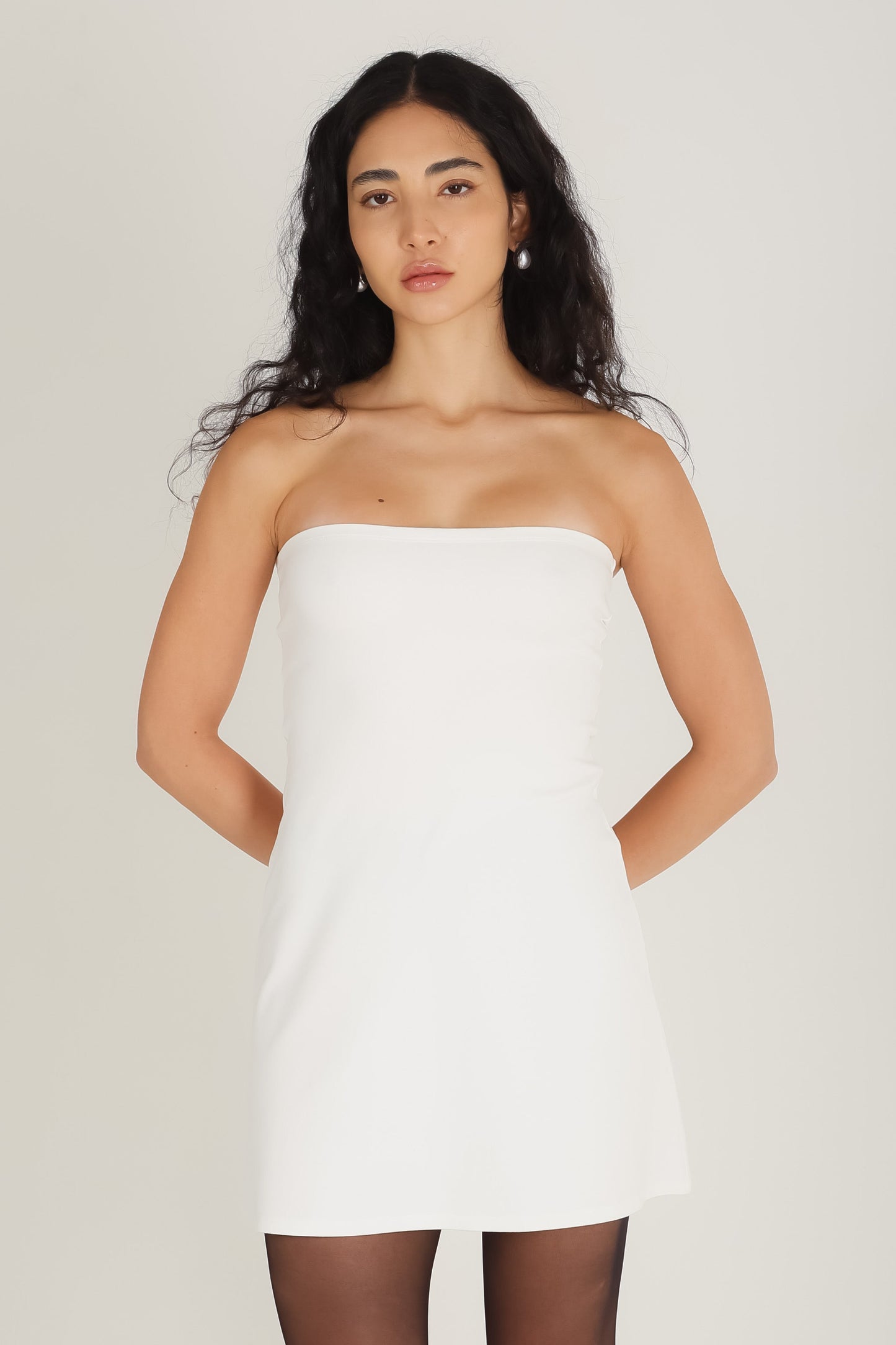 The Strapless Dress
